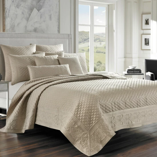 Budget β Five Queens Court Lincoln Boudoir Decorative Throw Pillow Pearl π 6 Budget β Five Queens Court Lincoln Boudoir Decorative Throw Pillow Pearl π - Image 6