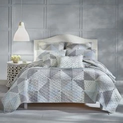 Alternative view of Wholesale 🧨 Five Queens Court Phoebe Patchwork Quilt 👍