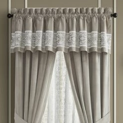 Alternative view of Deals 🎉 Five Queens Court Othello Window Straight Valance 😍