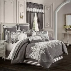 Alternative view of Budget 🌟 Five Queens Court Florence Boudoir Decorative Throw Pillow 🥰