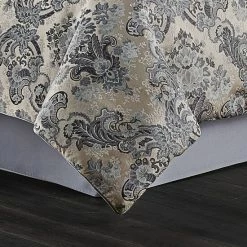 Alternative view of Brand new ✨ Five Queens Court Geraldine Luxury Comforter Set 🥰