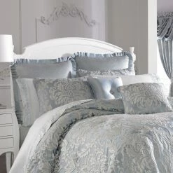Alternative view of Promo 🔥 Five Queens Court Faith Woven Jacquard 4-piece Comforter Set ❤️