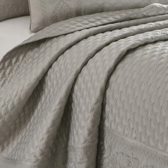 Buy π Five Queens Court Lincoln Coverlet Quilt Pearl β€οΈ 6 Buy π Five Queens Court Lincoln Coverlet Quilt Pearl β€οΈ - Image 6