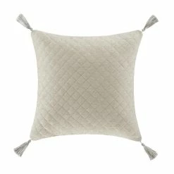Brand new 🌟 Five Queens Court Angelo 18" Square Decorative Throw Pillow 😉