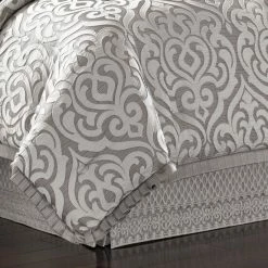 Alternative view of Best Pirce 😉 Five Queens Court Lafayette 4-piece Silver Damask Comforter Set 🔔