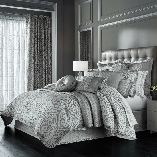 Flash Sale π Five Queens Court Lafayette Luxury Duvet Set π 1 Flash Sale π Five Queens Court Lafayette Luxury Duvet Set π
