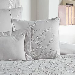 Alternative view of Flash Sale 🌟 Five Queens Court Cherie 20 Inch Square Decorative Throw Pillow ⌛