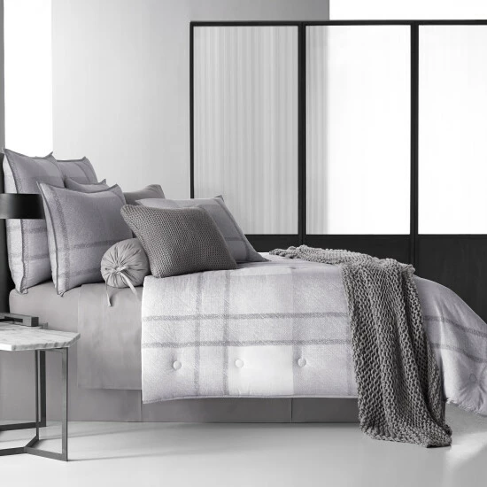 Outlet π Five Queens Court Langdon Twill Cotton 4-Piece Comforter Set π 1 Outlet π Five Queens Court Langdon Twill Cotton 4-Piece Comforter Set π